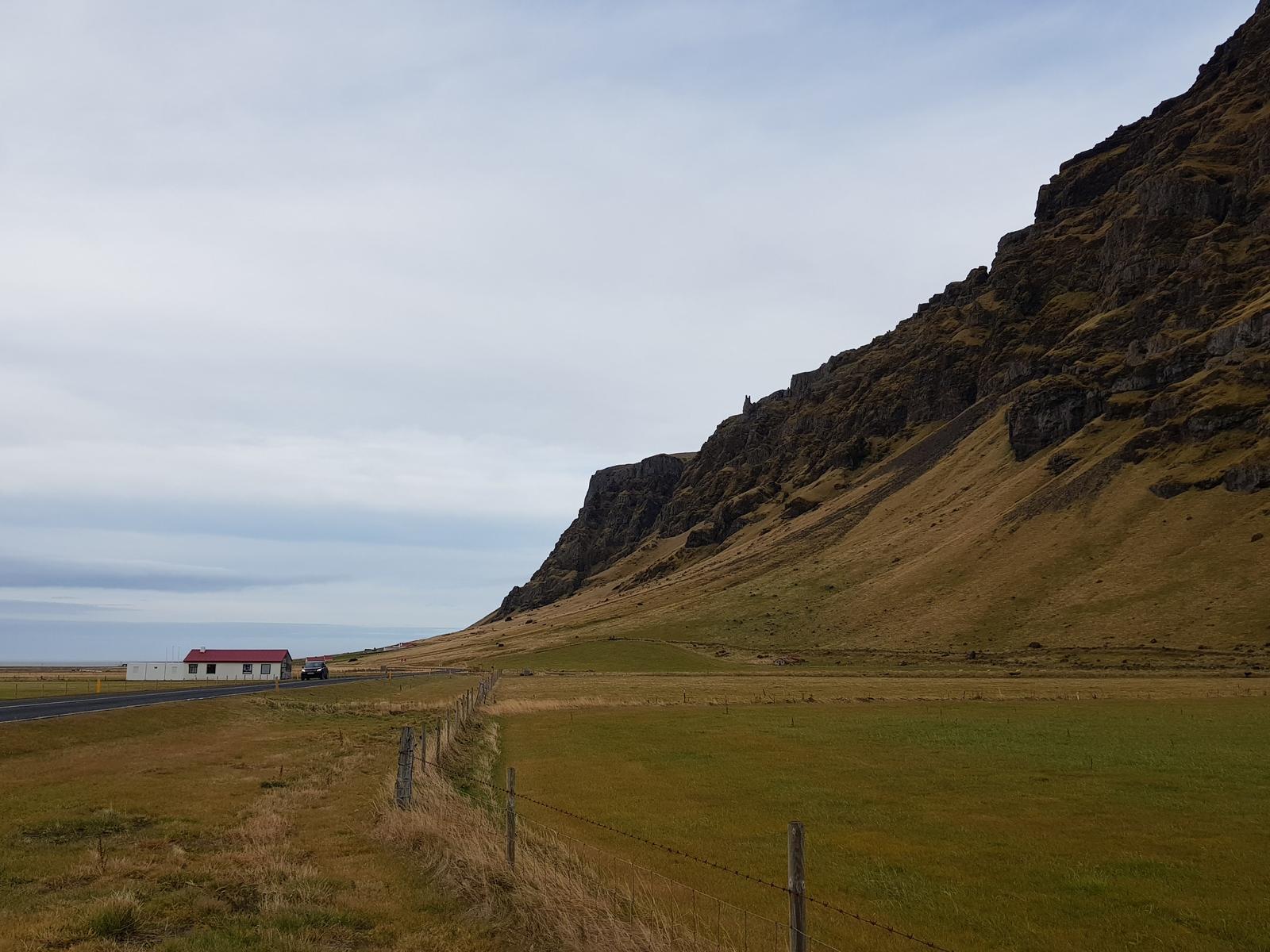 Seljalandsfoss to Skogafoss